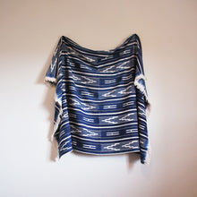 Load image into Gallery viewer, Vintage Baoulé Cloth from Côte d&#39;Ivoire
